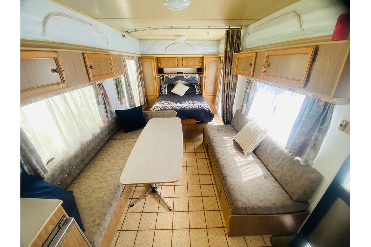 1988 Roadstar Pop Top