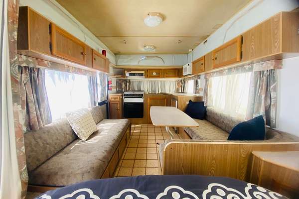 1988 Roadstar Pop Top