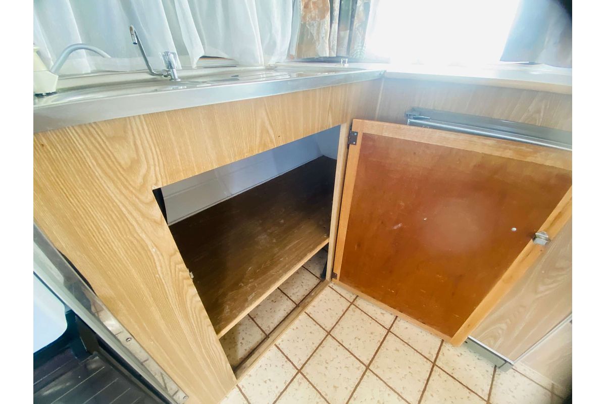 1988 Roadstar Pop Top