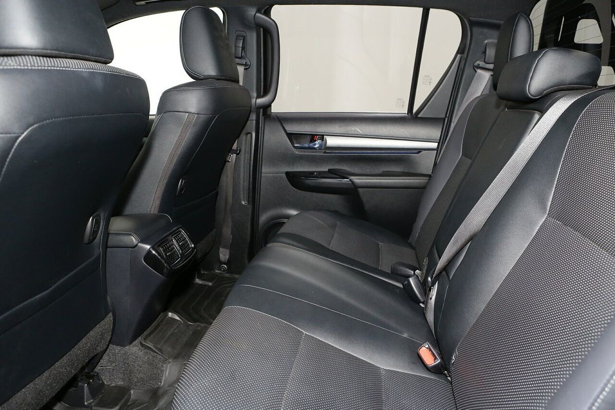 2021 Toyota Hilux Rugged X GUN126R 4X4