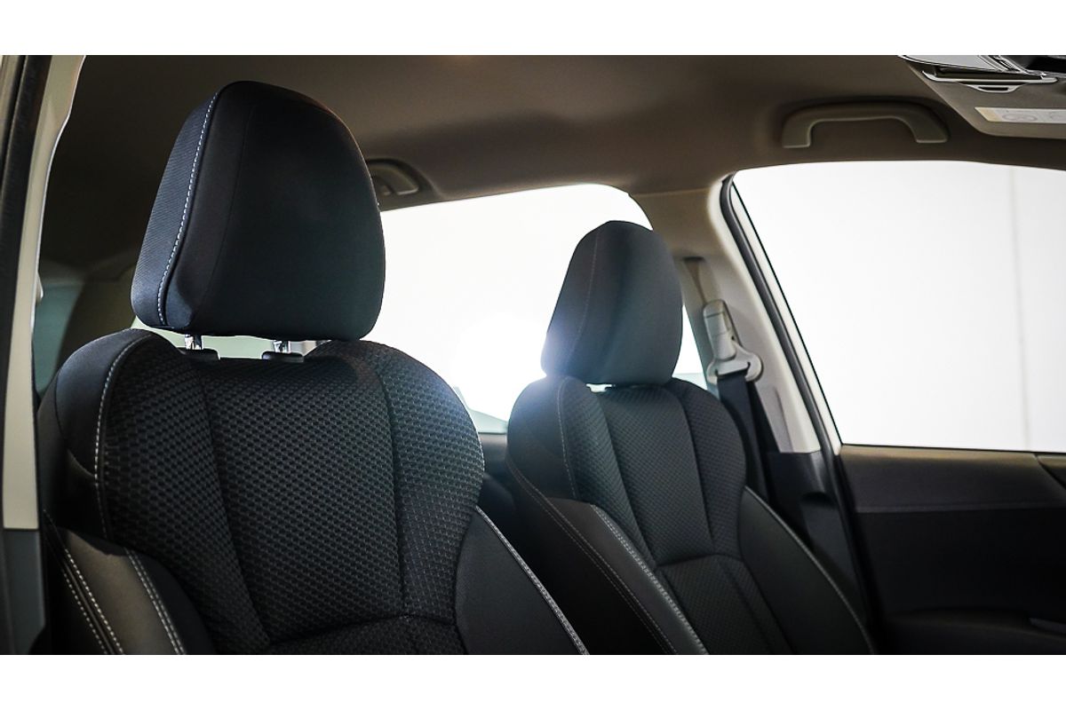 2020 Subaru Forester 2.5i Premium S5