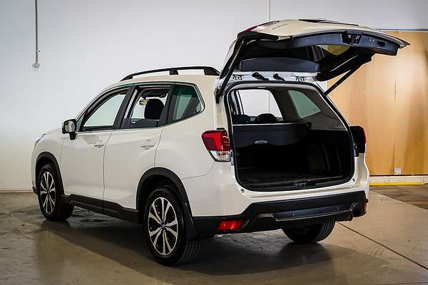 2020 Subaru Forester 2.5i Premium S5