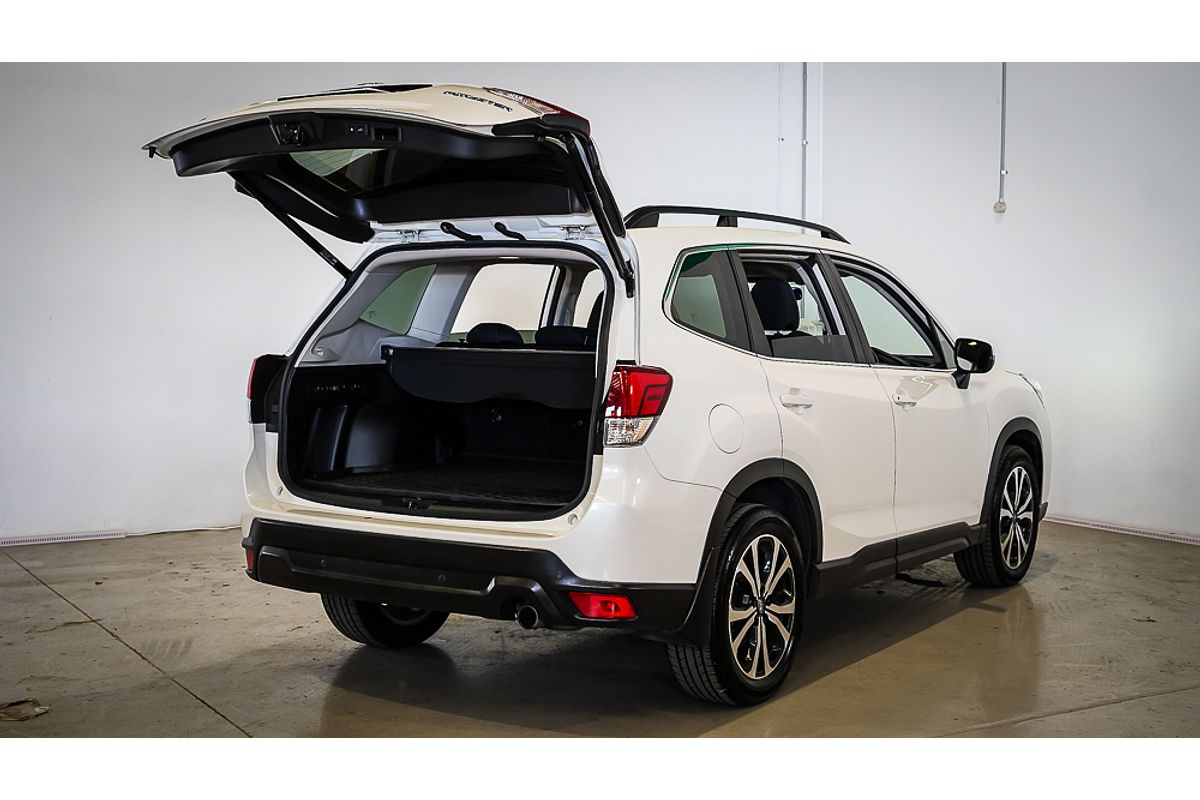 2020 Subaru Forester 2.5i Premium S5