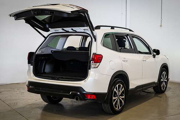 2020 Subaru Forester 2.5i Premium S5