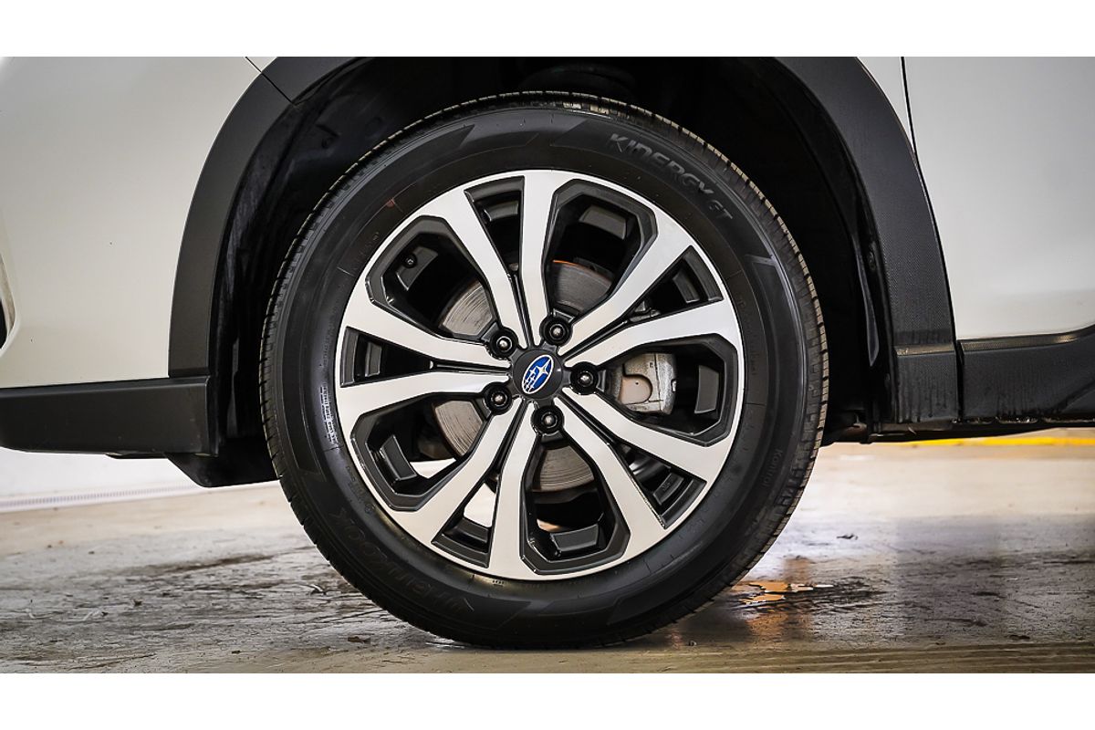 2020 Subaru Forester 2.5i Premium S5