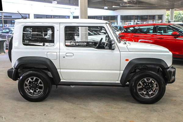 2025 Suzuki Jimny