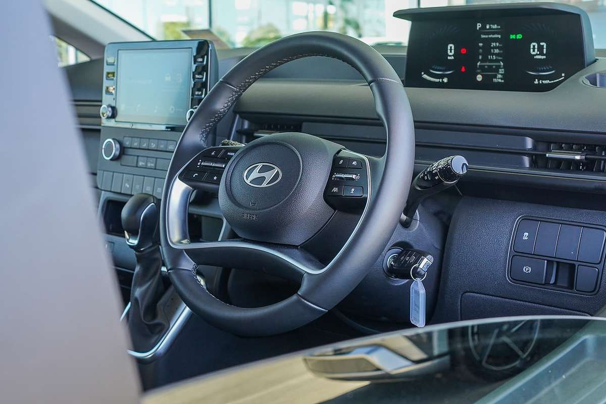 2025 Hyundai STARIA LOAD US4.V3