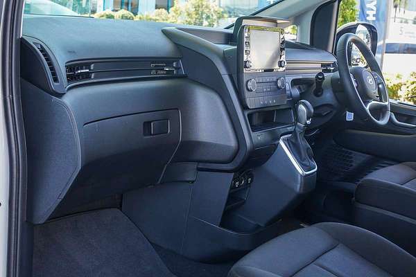 2025 Hyundai STARIA LOAD US4.V3