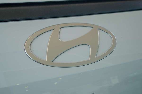 2025 Hyundai STARIA LOAD US4.V3