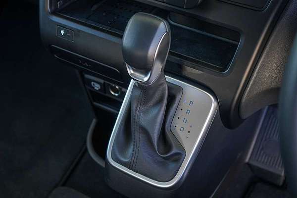 2025 Hyundai STARIA LOAD US4.V3