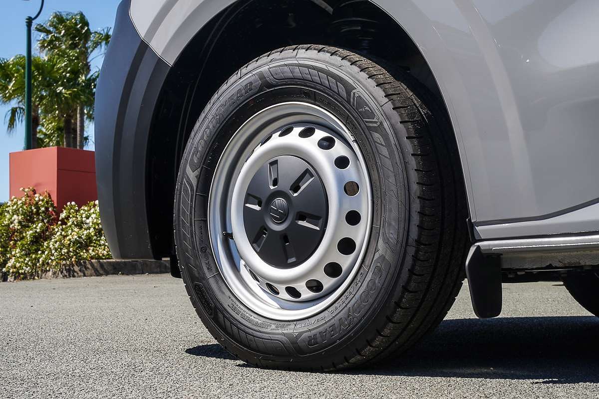 2025 Volkswagen Transporter TDI 125kW NSN LWB Low Roof