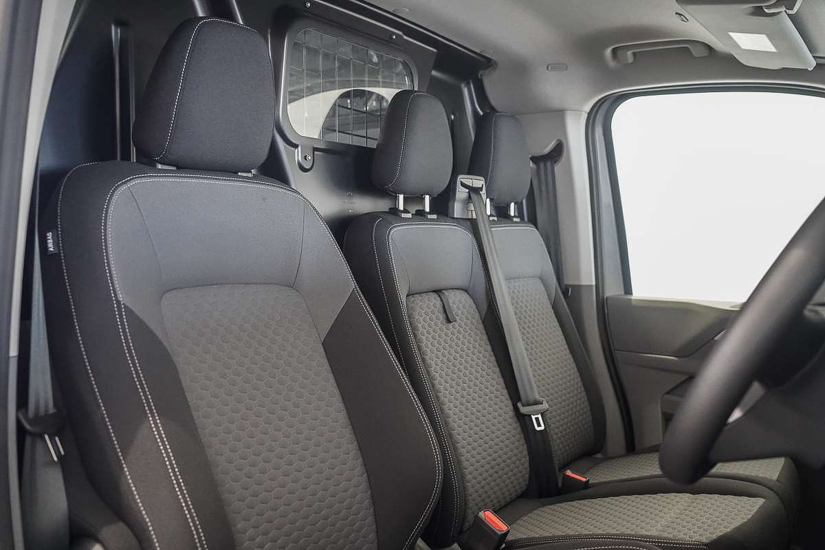 2025 Volkswagen Transporter TDI 125kW NSN LWB Low Roof