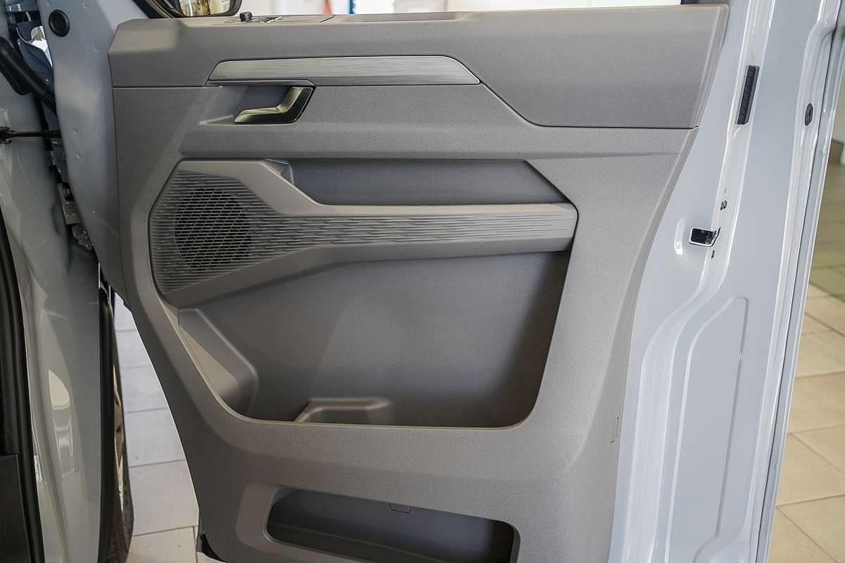 2025 Volkswagen Transporter TDI 125kW NSN LWB Low Roof