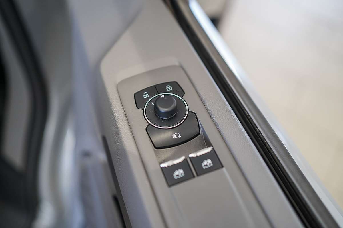 2025 Volkswagen Transporter TDI 125kW NSN LWB Low Roof