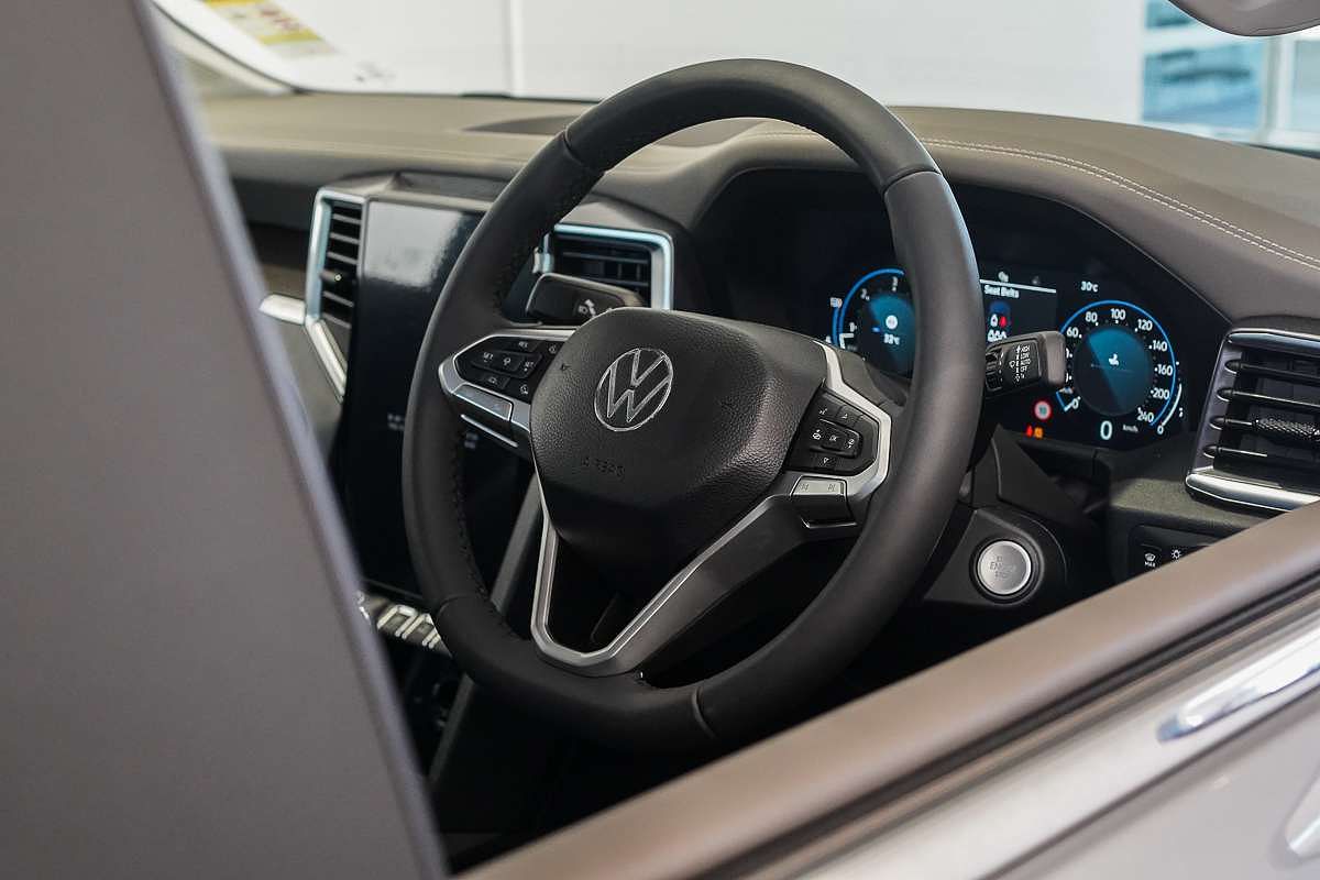 2024 Volkswagen Amarok TDI600 Style NF 4X4