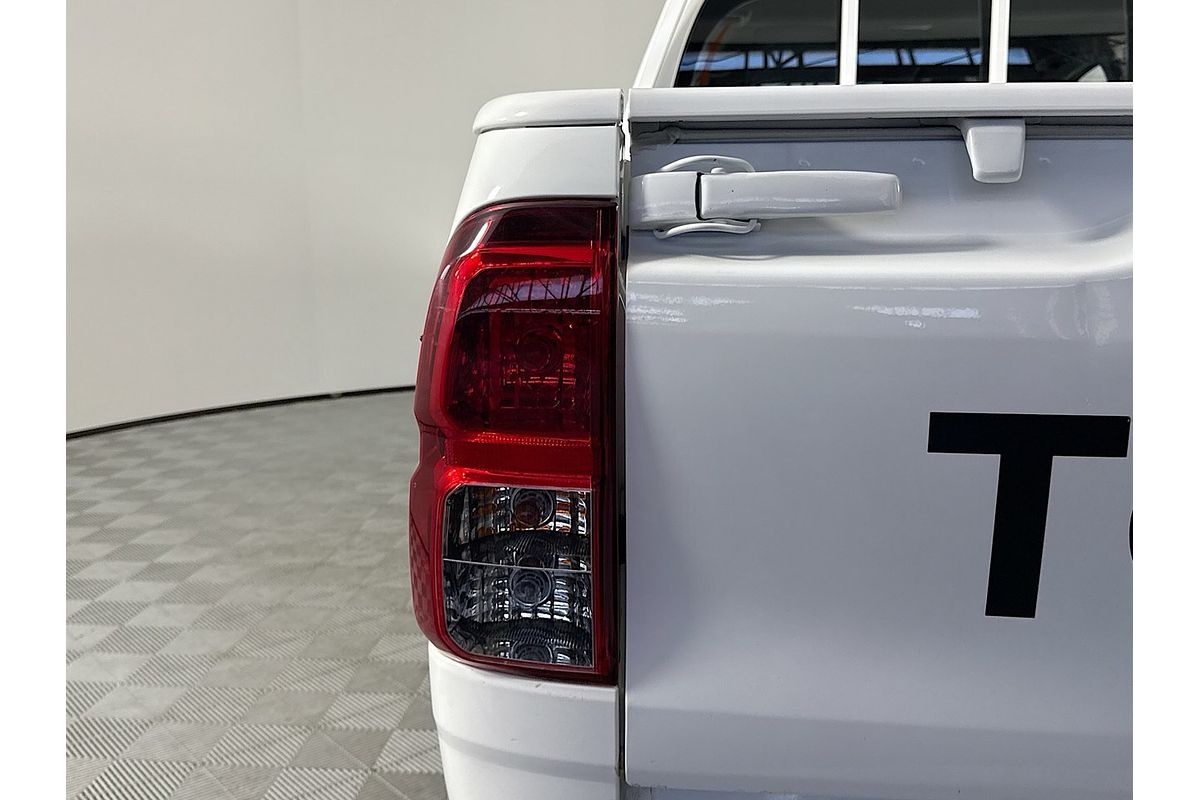 2019 Toyota Hilux SR GUN126R 4X4