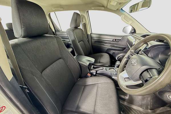 2019 Toyota Hilux SR GUN126R 4X4