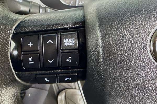 2019 Toyota Hilux SR GUN126R 4X4