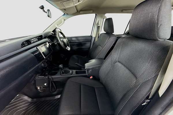 2019 Toyota Hilux SR GUN126R 4X4