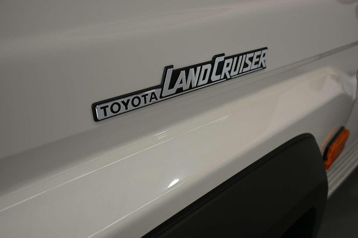 2025 Toyota Landcruiser GXL VDJL79R 4X4