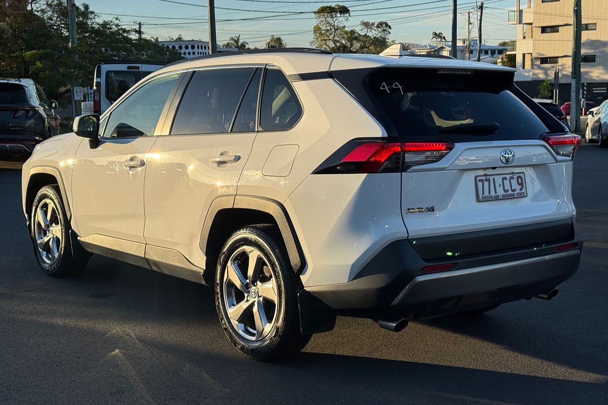 2021 Toyota RAV4 GXL MXAA52R