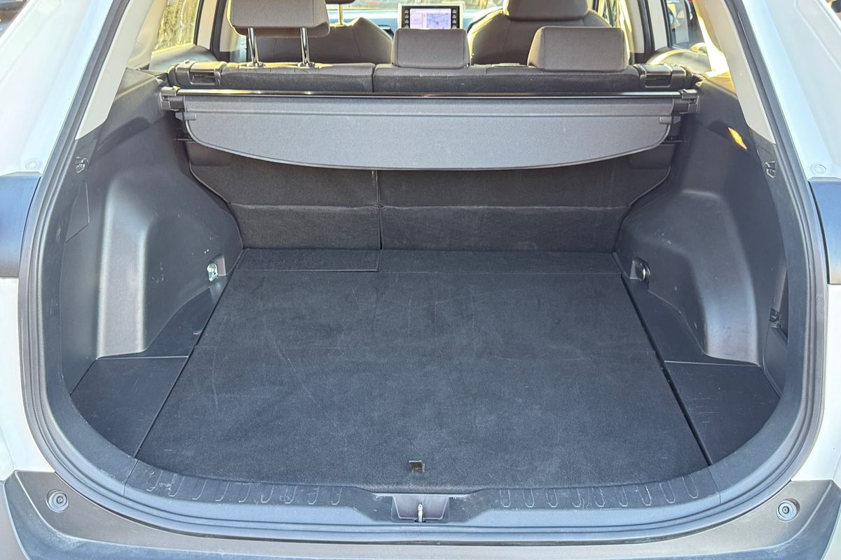 2021 Toyota RAV4 GXL MXAA52R