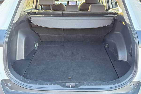 2021 Toyota RAV4 GXL MXAA52R