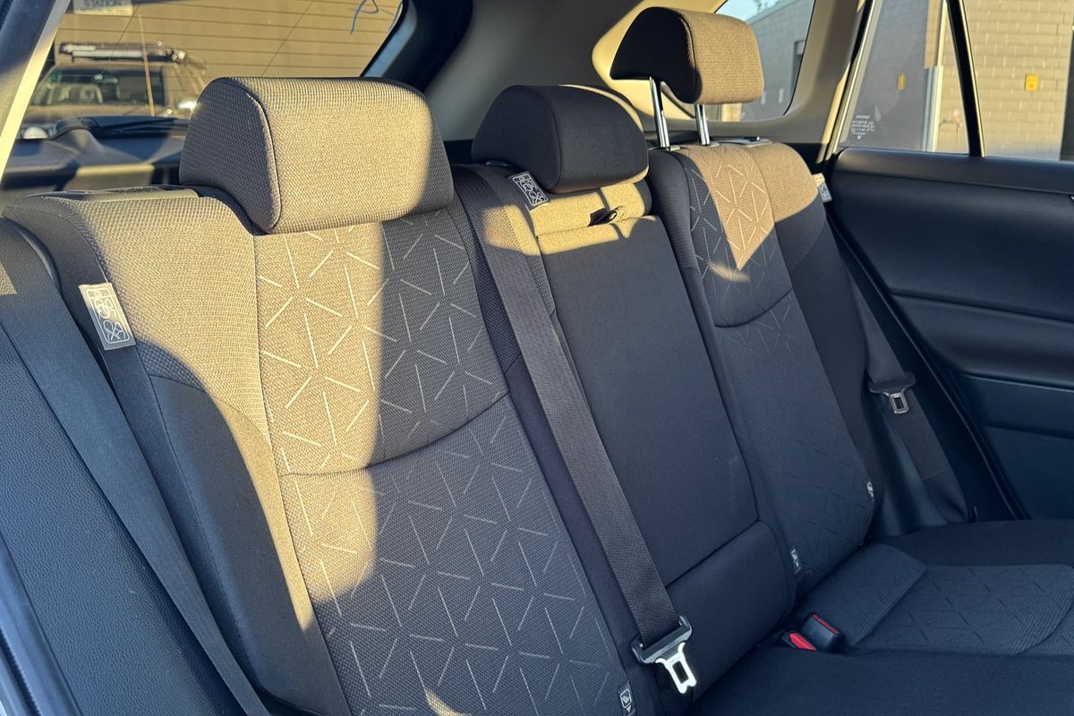 2021 Toyota RAV4 GXL MXAA52R