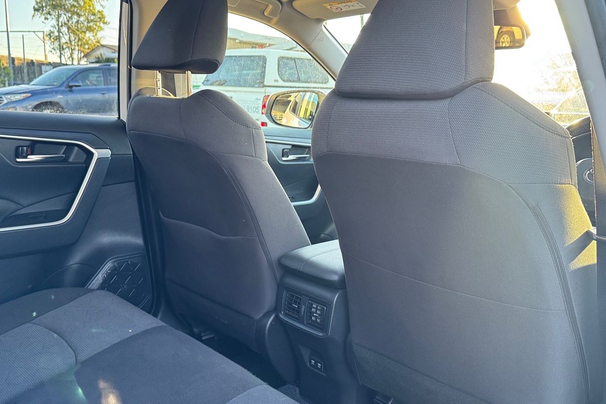 2021 Toyota RAV4 GXL MXAA52R