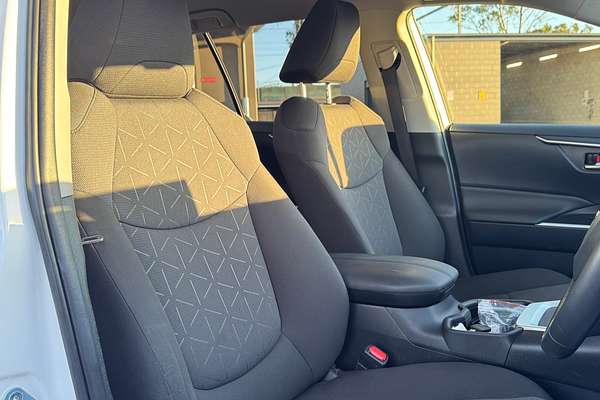 2021 Toyota RAV4 GXL MXAA52R