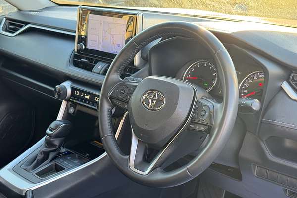 2021 Toyota RAV4 GXL MXAA52R