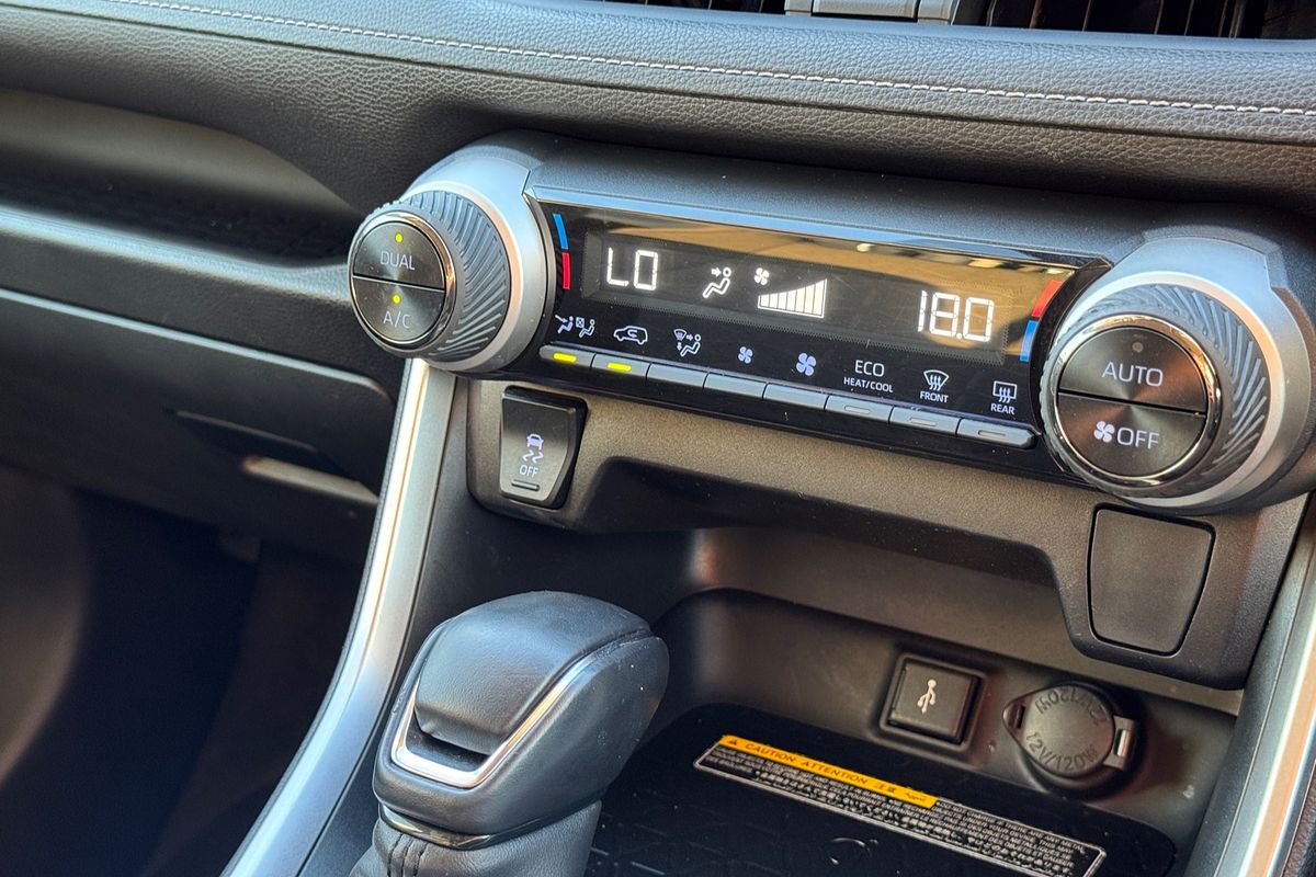 2021 Toyota RAV4 GXL MXAA52R