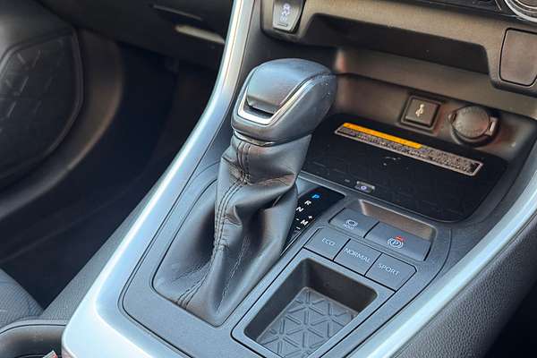 2021 Toyota RAV4 GXL MXAA52R