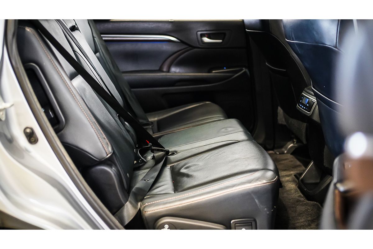 2015 Toyota Kluger Grande GSU55R