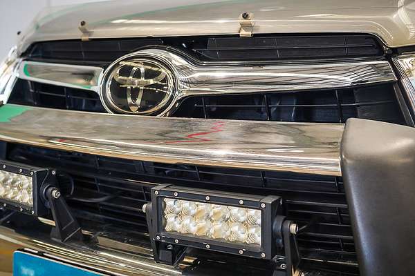 2015 Toyota Kluger Grande GSU55R