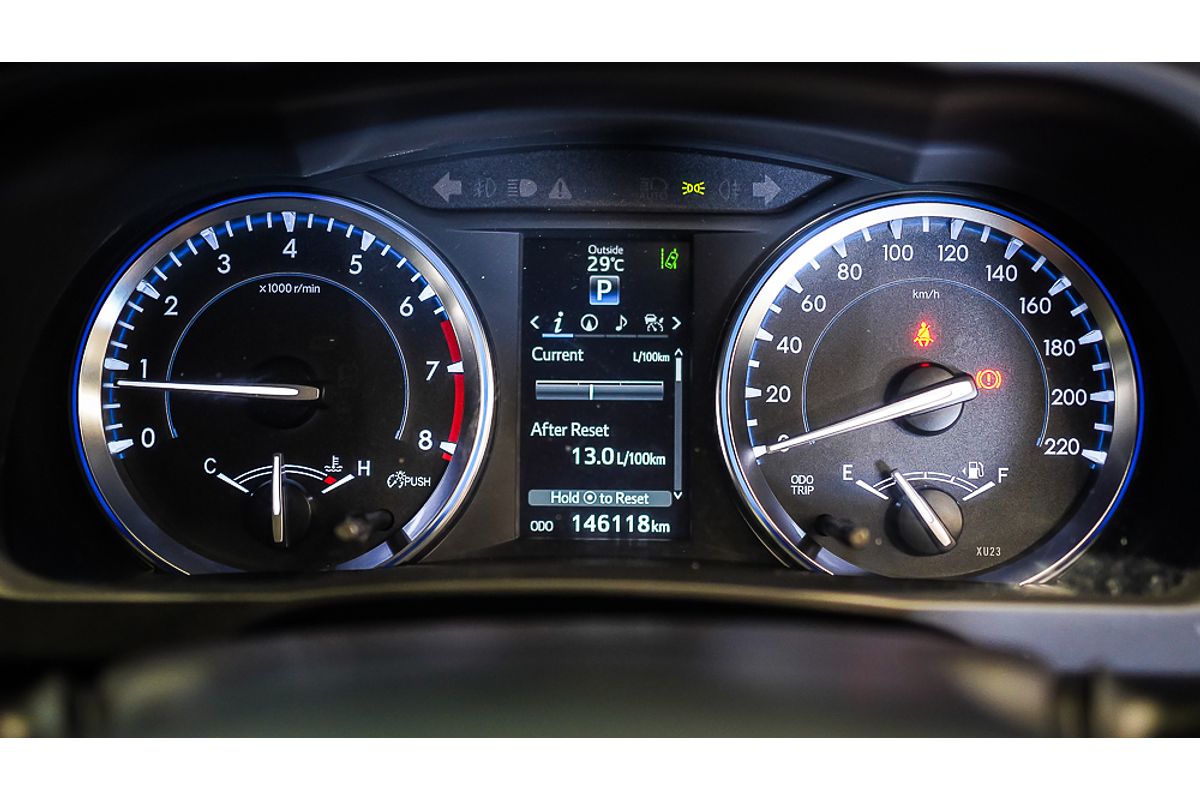 2015 Toyota Kluger Grande GSU55R