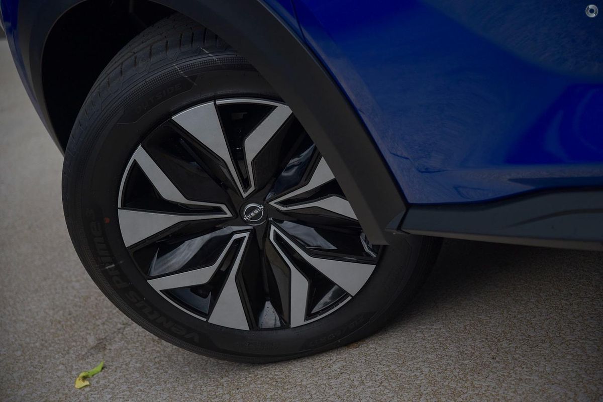 2025 Nissan JUKE ST F16