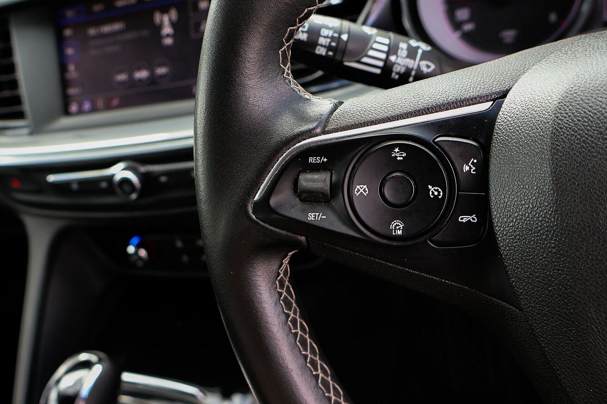 2020 Holden Commodore LT ZB