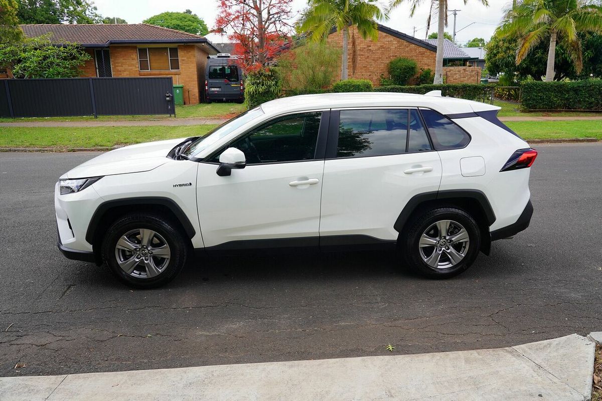 2024 Toyota RAV4 GX AXAH52R
