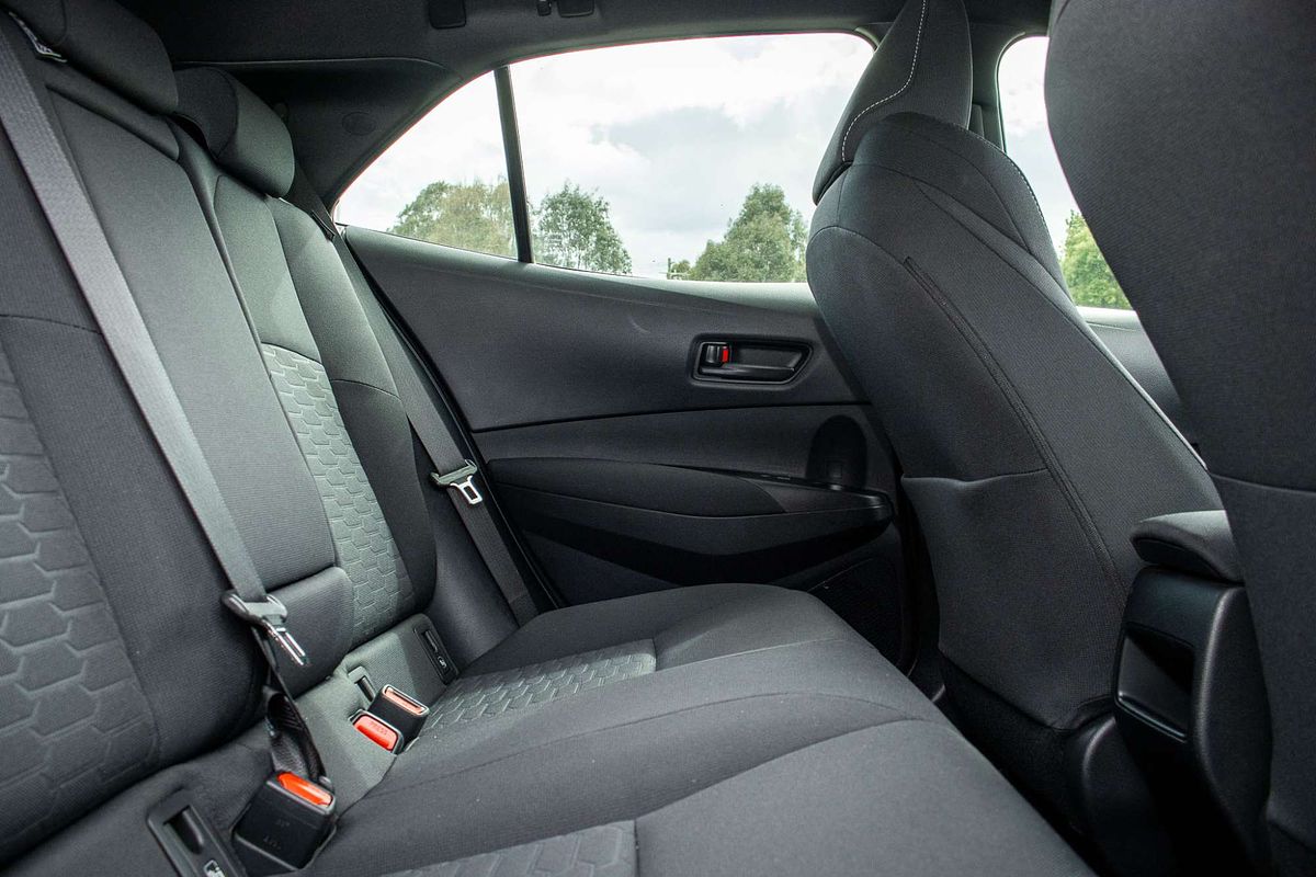 2022 Toyota Corolla Ascent Sport Hybrid ZWE211R