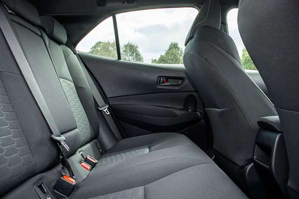 2022 Toyota Corolla Ascent Sport Hybrid ZWE211R