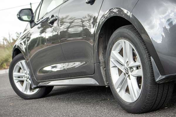 2022 Toyota Corolla Ascent Sport Hybrid ZWE211R