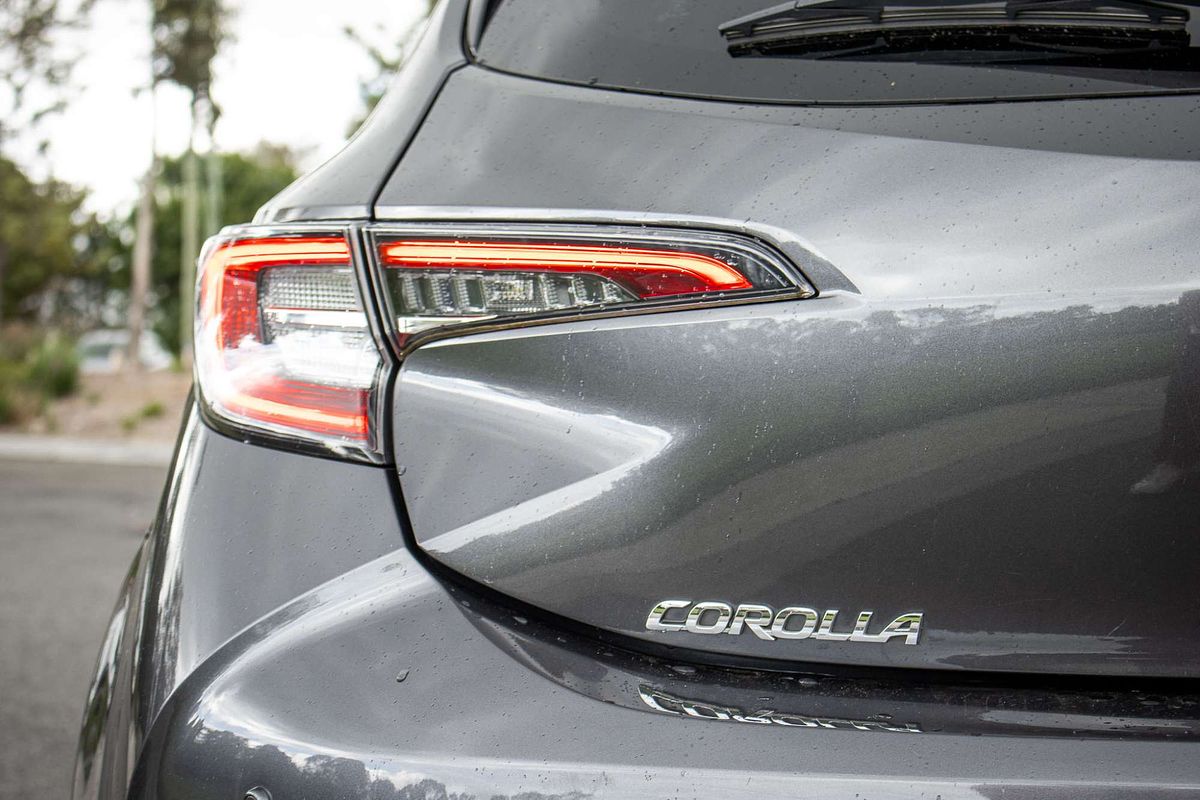 2022 Toyota Corolla Ascent Sport Hybrid ZWE211R