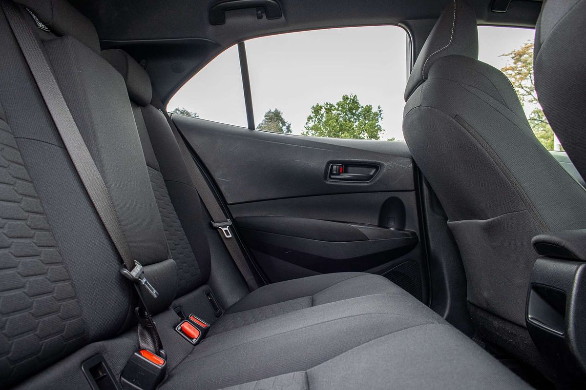 2022 Toyota Corolla Ascent Sport Hybrid ZWE211R