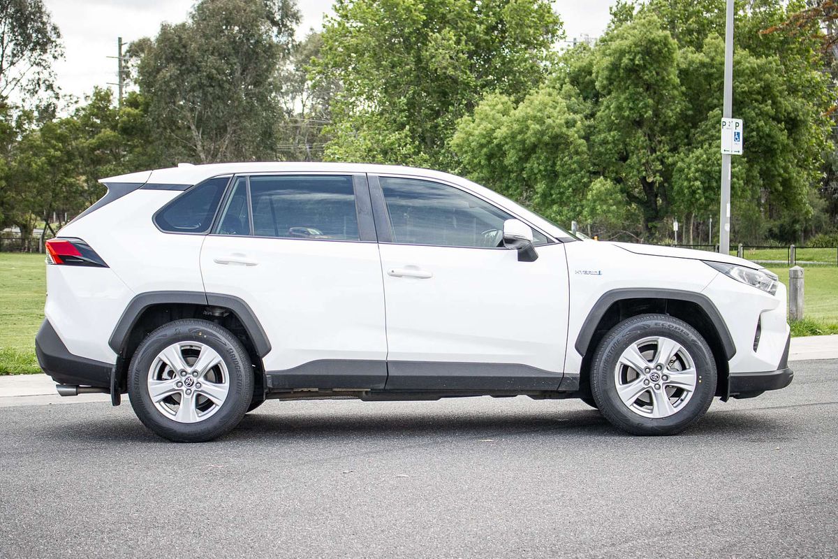 2019 Toyota RAV4 GX AXAH52R
