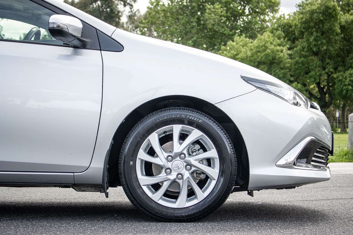 2017 Toyota Corolla Ascent Sport ZRE182R