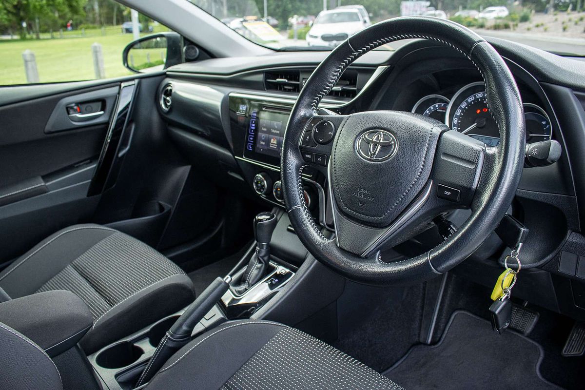 2017 Toyota Corolla Ascent Sport ZRE182R