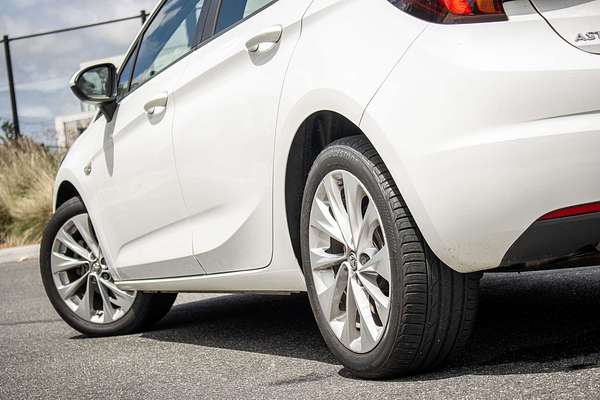 2020 Holden Astra R BK
