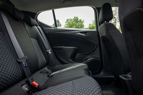 2020 Holden Astra R BK