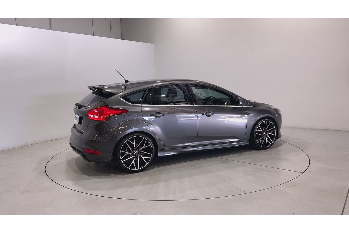 2016 Ford Focus Sport LZ